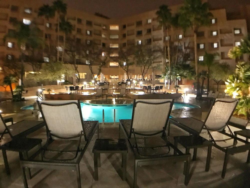 Hilton Tucson East Hotell Eksteriør bilde